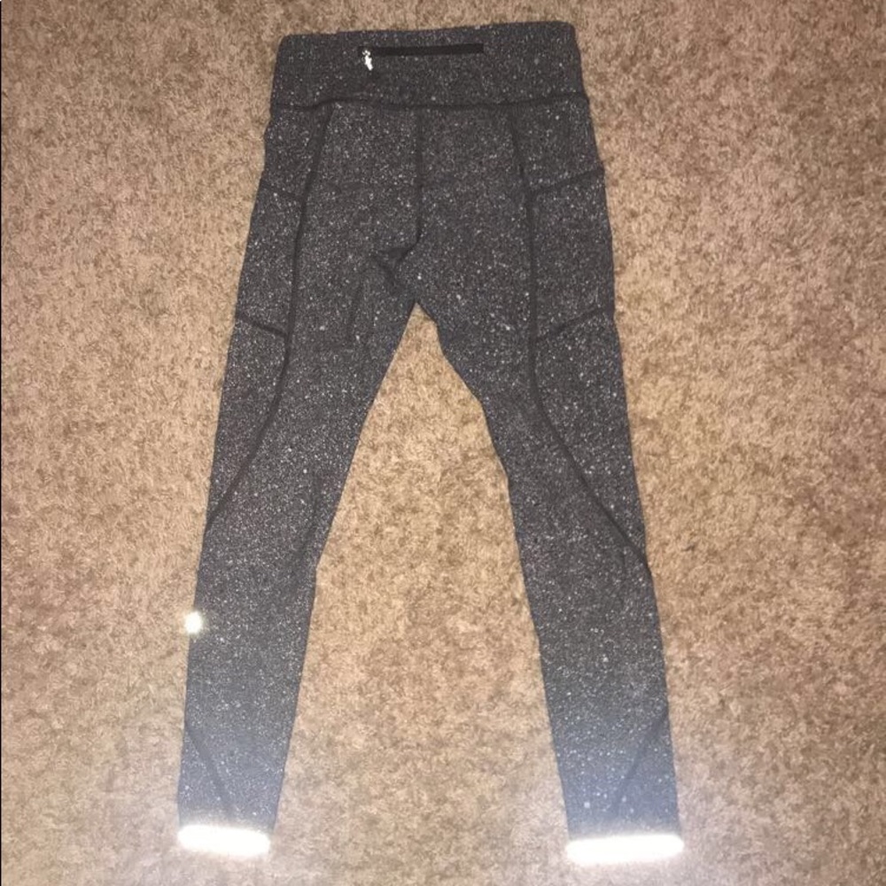 Lululemon leggings!